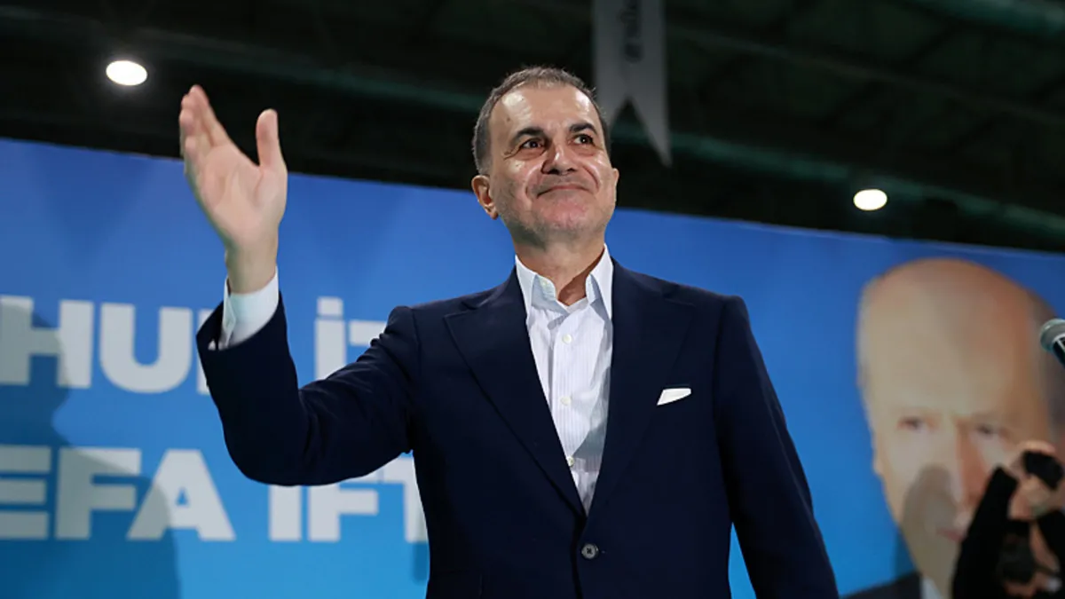 AK Parti Sözcüsü Ömer Çelik: Yeniden Refah Partisi CHP yanlısı bir tutum içinde...