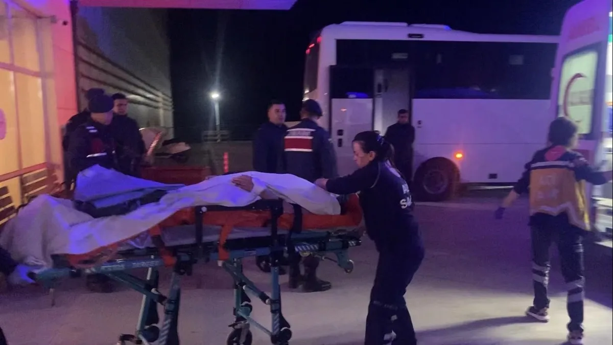 Burdur’da restoranda dehşet: Genç kızı çalışma arkadaşı bıçakladı