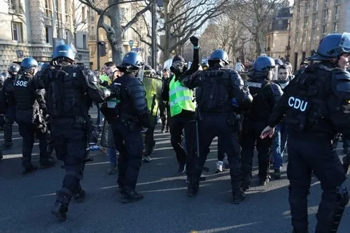 Sarı Yelekliler, 15. kez sokaklarda