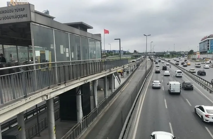 İstanbul’da trafik ve toplu ulaşımda tehlikeli yoğunluk