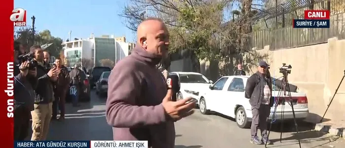 Şam’da 12 yıl sonra tarihi an! Türk bayrağı yeniden dalgalanıyor