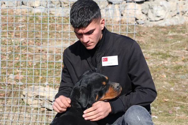 Kahraman komutanın Nimet Encu’nun oğlu babasını son görüşünü anlattı: Birçok operasyona gönüllü katılmış!