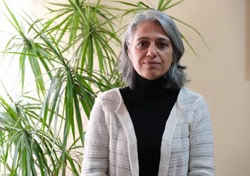HDP Eş sözcüsü Çiğdem Kılıçgün Uçar’ın kirli sicili! Erkek kardeşinin kırmızı kategoride arandığı tespit edildi