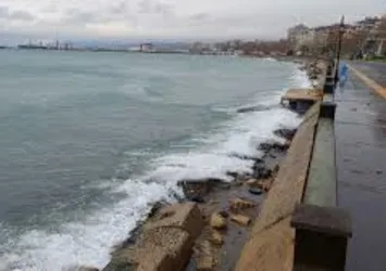 Tekirdağ'da poyraz etkisini sürdürüyor