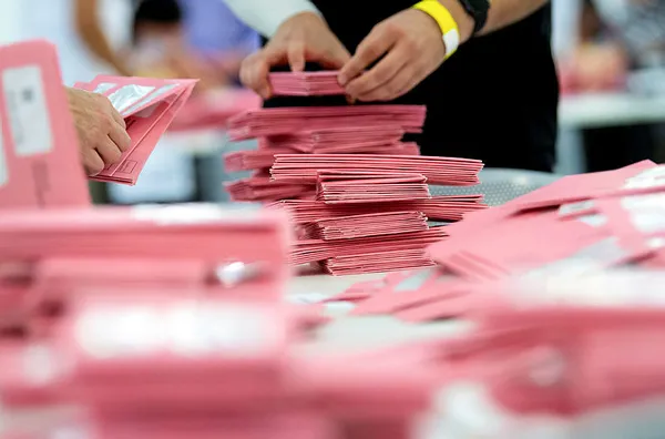 Almanya seçimleri kim kazandı? Almanya seçim sonuçları başbakan kim oldu?