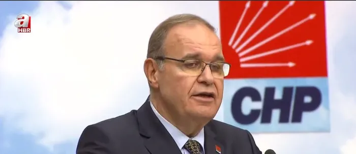 Sosyal medya CHP Sözcüsü Faik Öztrak'ın gafını konuşuyor! Bu sözleri CHP'lileri bile şaşırttı: CHP haksızlığa adaletsizliğe sahip çıkar - 3