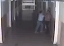 Okul koridorunda rezalet! Sınıftan çıkardı...