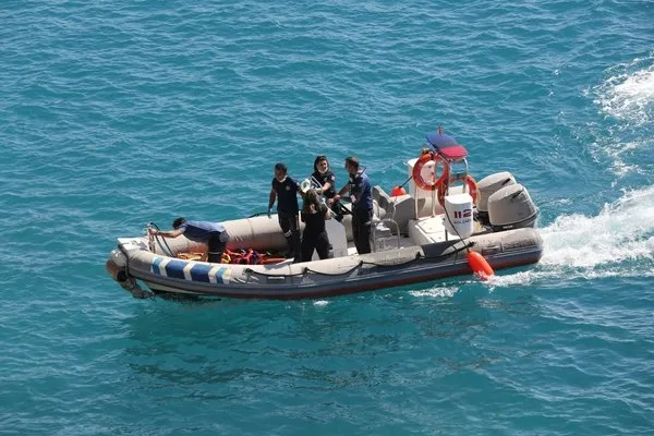 İki çocuk annesi 40 metreden atlayarak intihara kalkıştı! Acılar içinde kalınca pişman oldu - 1