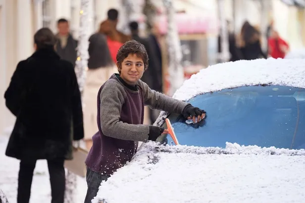 ates-kuslari-atv-izle-ates-kuslari-1-bolum-full-hd-kesintisiz-canli-izle-atv-canli-yayin-1673629407261.jpg ATEŞ KUŞLARI İZLE | Ateş Kuşları 1. Bölüm full HD kesintisiz izle! ATV CANLI YAYIN... - 7