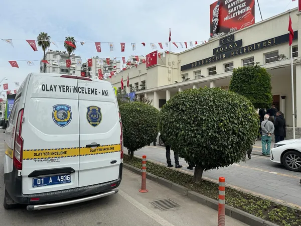 CHP'li Adana Büyükşehir Belediyesi'ndeki alacak verecek kavgasında kan aktı! Özel Kalem vekili hayatını kaybetti - 3