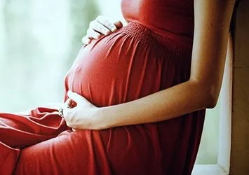 Düşük riskine karşı yan yatarak uyuyun