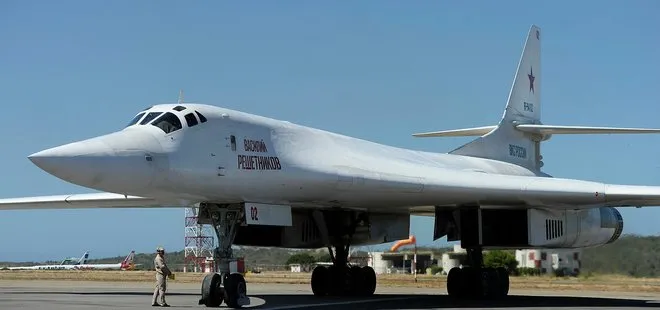 Rusya ve Venezuela’dan ABD’ye gözdağı: Rus uçak filosu Venezuela’ya geldi