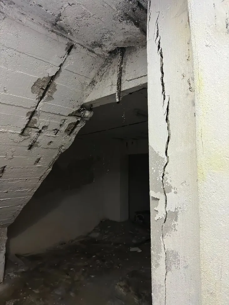 Bakırköy'de esnafı tedirgin eden manzara: Demirler eğrilmiş beton dökülüyor