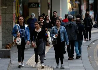 Koronavirüste kritik dönem! Uzmanlardan Türkiye'ye uyarı: Yanılgıya düştük!