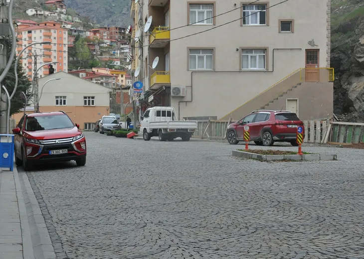 valinin-cagrisi-karsilik-buldu-sokaklar-bos-kaldi-1589454057482.jpg Valinin çağrısı karşılık buldu! Sokaklar boş kaldı... - 1