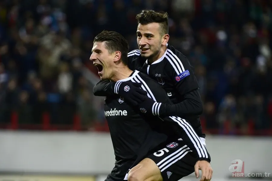 Lokomotiv Moskova - Beşiktaş maçından kareler 16