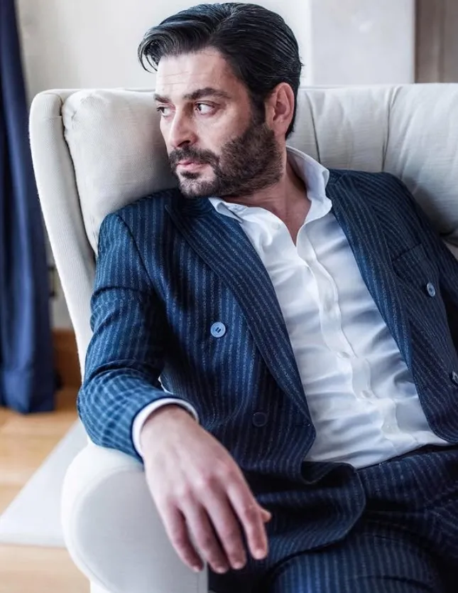 uzak-sehirin-yildizi-ozan-akbabadan-servetlik-imza-1767876641806.jpg Kaynak: Sosyal medya