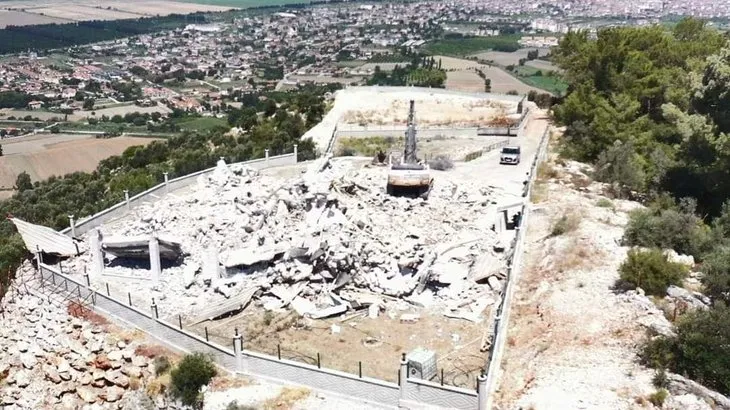 Muğla’daki kaçak yapıların yıkımına başlandı!