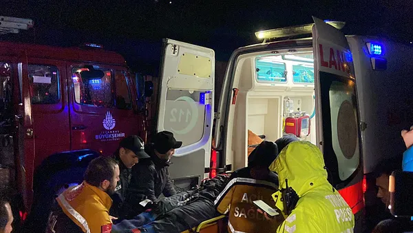 Sarıyer'de feci kaza! Beton mikseri ile kamyon çarpıştı - 2