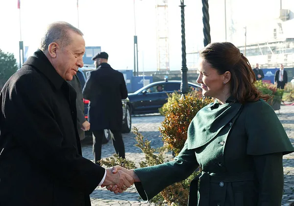 Başkan Erdoğan’dan Macaristan Başbakanı Orban’a özel plakalı Togg! İki ülke arasında çok sayıda anlaşma imzalandı