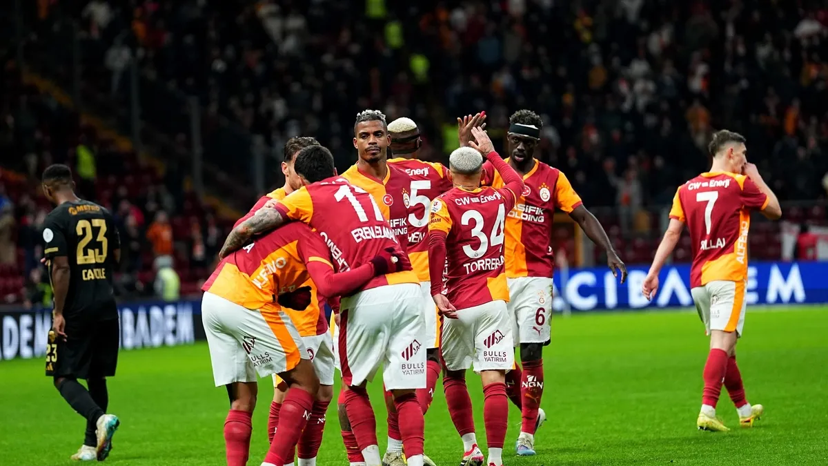 Galatasaray sahasında rahat kazandı! 3 puan 3 gol 1 rekor
