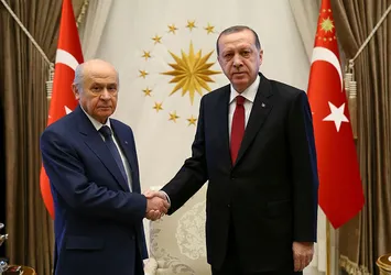 AK Parti-MHP ittifakında flaş gelişme