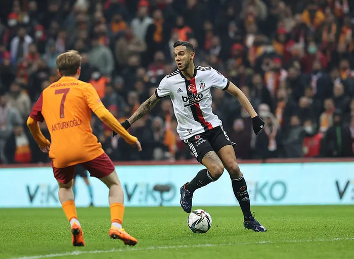 Beşiktaşlı Josef de Souza ameliyat olacak