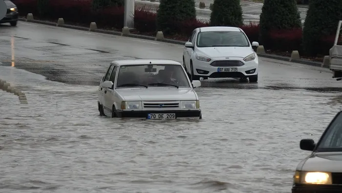 Meteoroloji hava durumu | İstanbul'da sağanak yağış başladı! Ne kadar sürecek? - 2