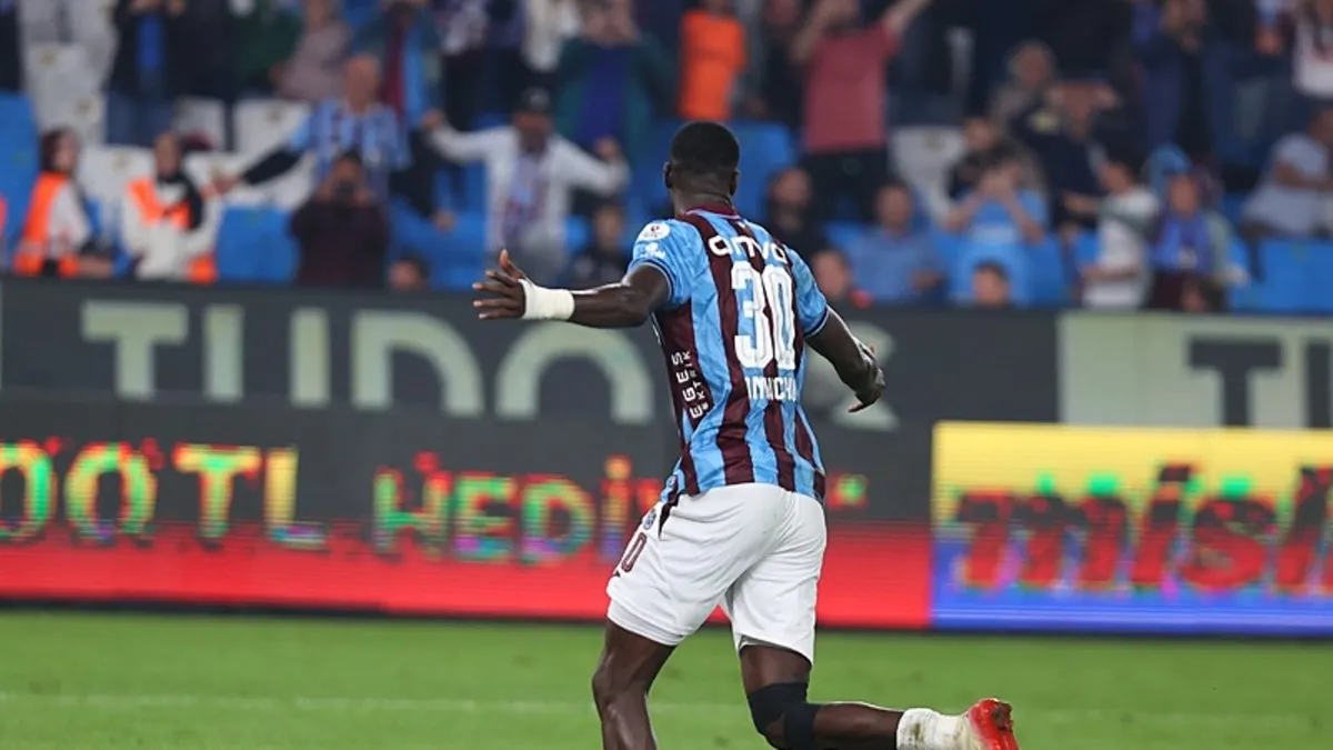 Süper Lig'in zirvesinde Onuachu var! Trabzonspor'u sırtladı