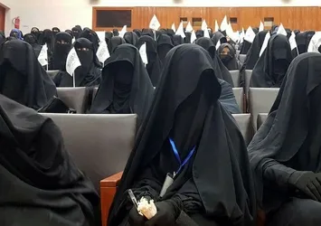 Taliban'dan flaş 'karma eğitim' kararı!