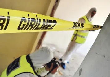 Konya'da cinnet geçiren polis eşi ve kızını öldürerek intihar etti