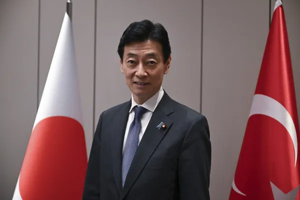 1694086568653.jpg Japonya Bakan Yasutoshi Nishimura müjdeyi verdi: Türkiye'ye yatırımlar artacak - 1