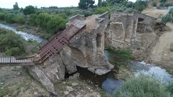 18 yılda 373 tanesi restore edildi! Bakan Karaismailoğlu: Tarihi köprülerimizi turizme kazandırıyoruz