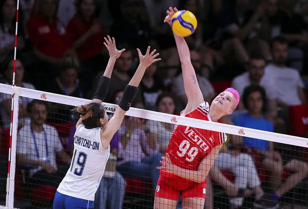 turkiye-italya-voleybol-maci-ne-zaman-2022-fivb-voleybol-milletler-ligi-yari-final-maci-hangi-kanalda-saat-kac-1657971607115.jpg Türkiye İtalya voleybol maçı ne zaman? 2022 FIVB Voleybol Milletler Ligi yarı final maçı hangi kanalda, saat kaçta? - 5