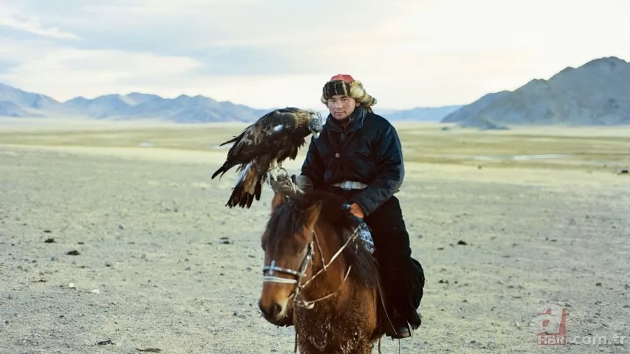 Kartal dansı nedir? Kazakistan’dan yükselen yeni sosyal medya akımı 5