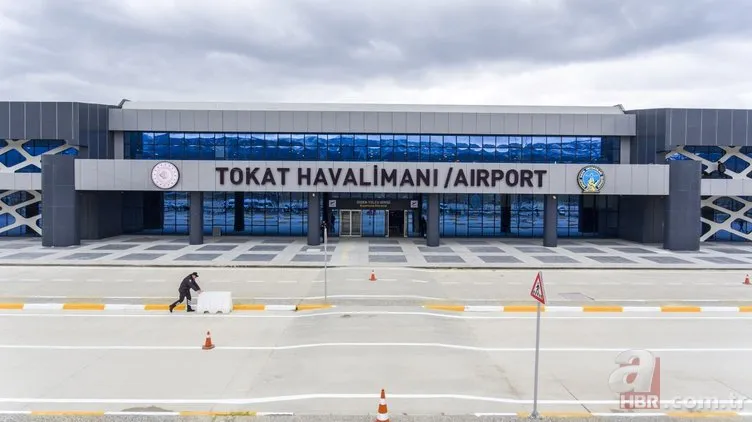 Başkan Erdoğan Tokat Havalimanı'nı açtı! Kokpitten böyle izledi