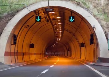 İstanbul'da trafik sorunu tarih olacak! 7 tünel geliyor...