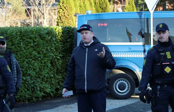 nato-kapilari-kapanan-isvecin-imdadina-abdli-senatorler-yetisti-bidena-skandal-turkiye-cagrisi-1675407777638.jpg NATO kapıları kapanan İsveç'in imdadına ABD'li senatörler yetişti! Biden'a skandal Türkiye çağrısı - 2