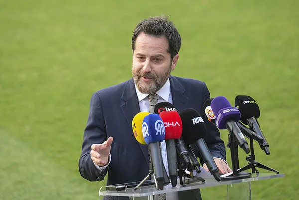 Erden Timur’dan transfer hakkında çarpıcı açıklamalar!