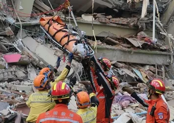 Myanmar'da 1 dakikalık saygı duruşu