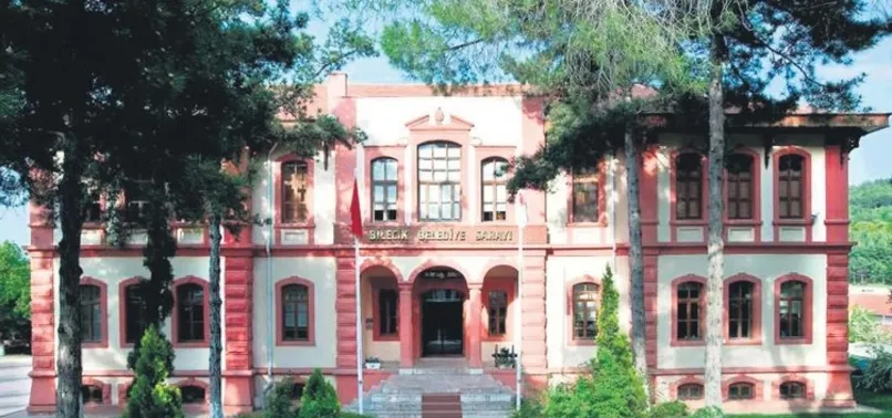 CHP'li Bilecik Belediyesi maaşları ödeyemez hale geldi!