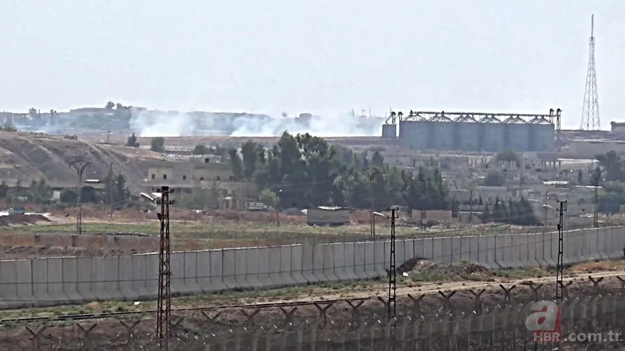 Türkiye'nin operasyon hazırlığı sonrası teröristler tünel ve hendek kazıyor 6