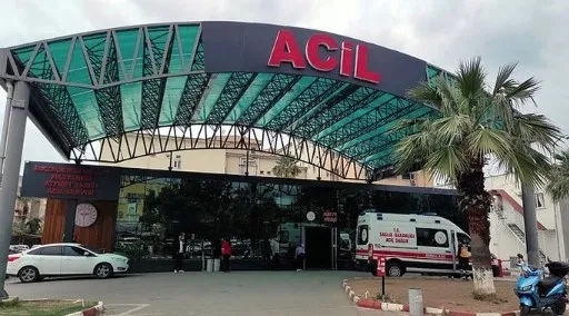 hatayda-cani-anne-kan-dondurdu-9-yasindaki-kizini-kalbinden-bicaklayarak-oldurdu-1650375951193.jpg Hatay’da cani anne kan dondurdu! 9 yaşındaki kızını kalbinden bıçaklayarak öldürdü - 3