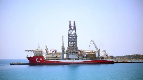 1675355063709.jpg Bakan Fatih Dönmez'den Türkiye Yüzyılı Zirvesi'nde İstanbul sözleri: "Enerjinin yeni küresel merkezi olacak" - 7