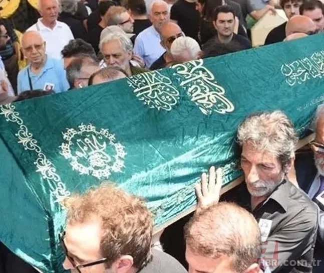 Usta sanatçı Ahmet Uğurlu'ya veda! Son yolculuğuna uğurlandı 3