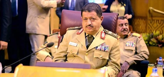 SON DAKİKA: Yemen Savunma Bakanı Makdisi’ye füzeli saldırı!