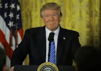 CNN Trump'tan özür diledi