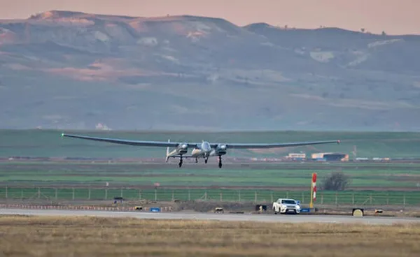 Dünyanın hayran kaldığı Aksungur İHA seri üretim başladı - 1