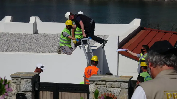 Yılmaz Özdil’in kaçak villasında yıkım başladı! İşte ilk kareler...