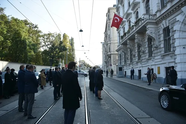 Avusturyalı tarihçi Harald Seyrl Türk diplomatları şehit eden Ermeni teröristlerin saldırılarını anlattı - 4